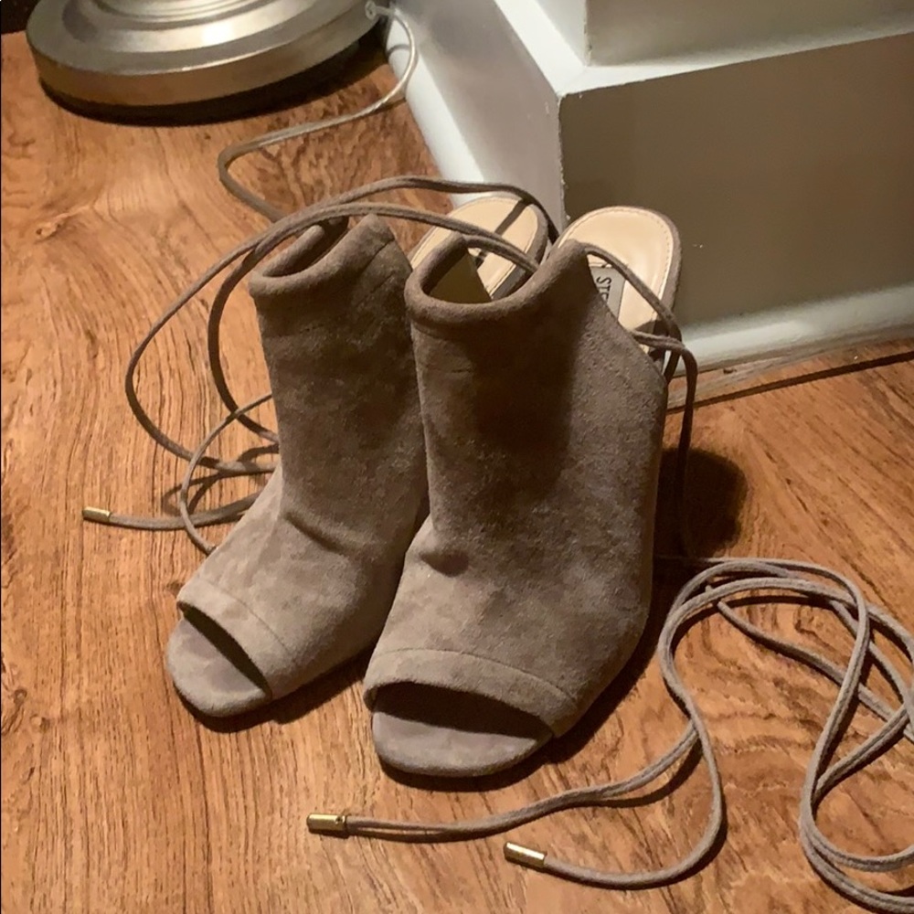 Steve Madden Grey Lace Up Heels